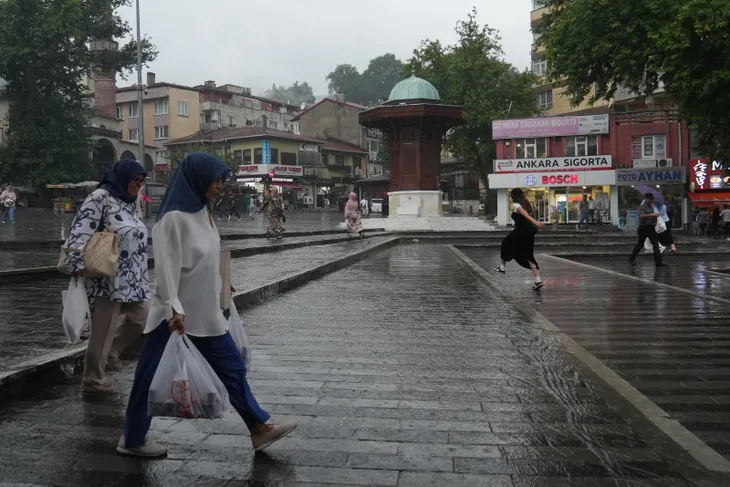 Bursa'ya kış geri dönüyor